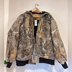 Signature by Levi Strauss & Co. Field Gear camo hooded jacket quilted lining